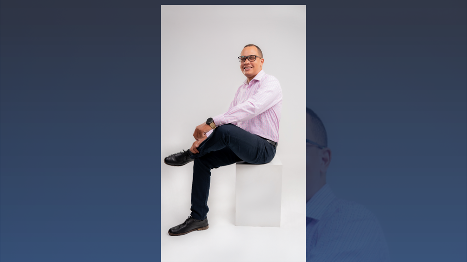 Director Principal Luis D. Guevara M.